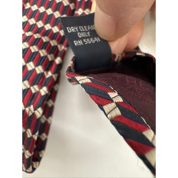 Roundtree & Yorke Silk Handmade Neck Tie Red Blue 58" - Picture 4 of 7